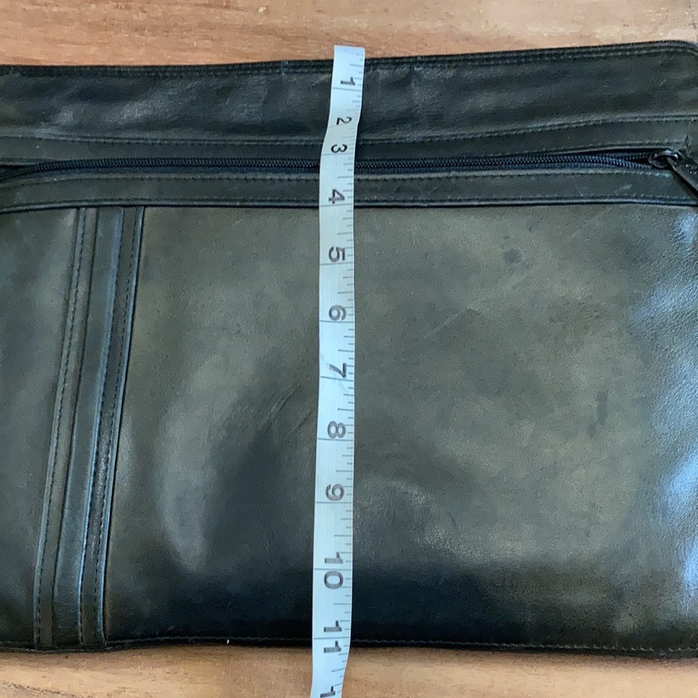 SCULLY LEATHER CASE - Picture 10 of 11